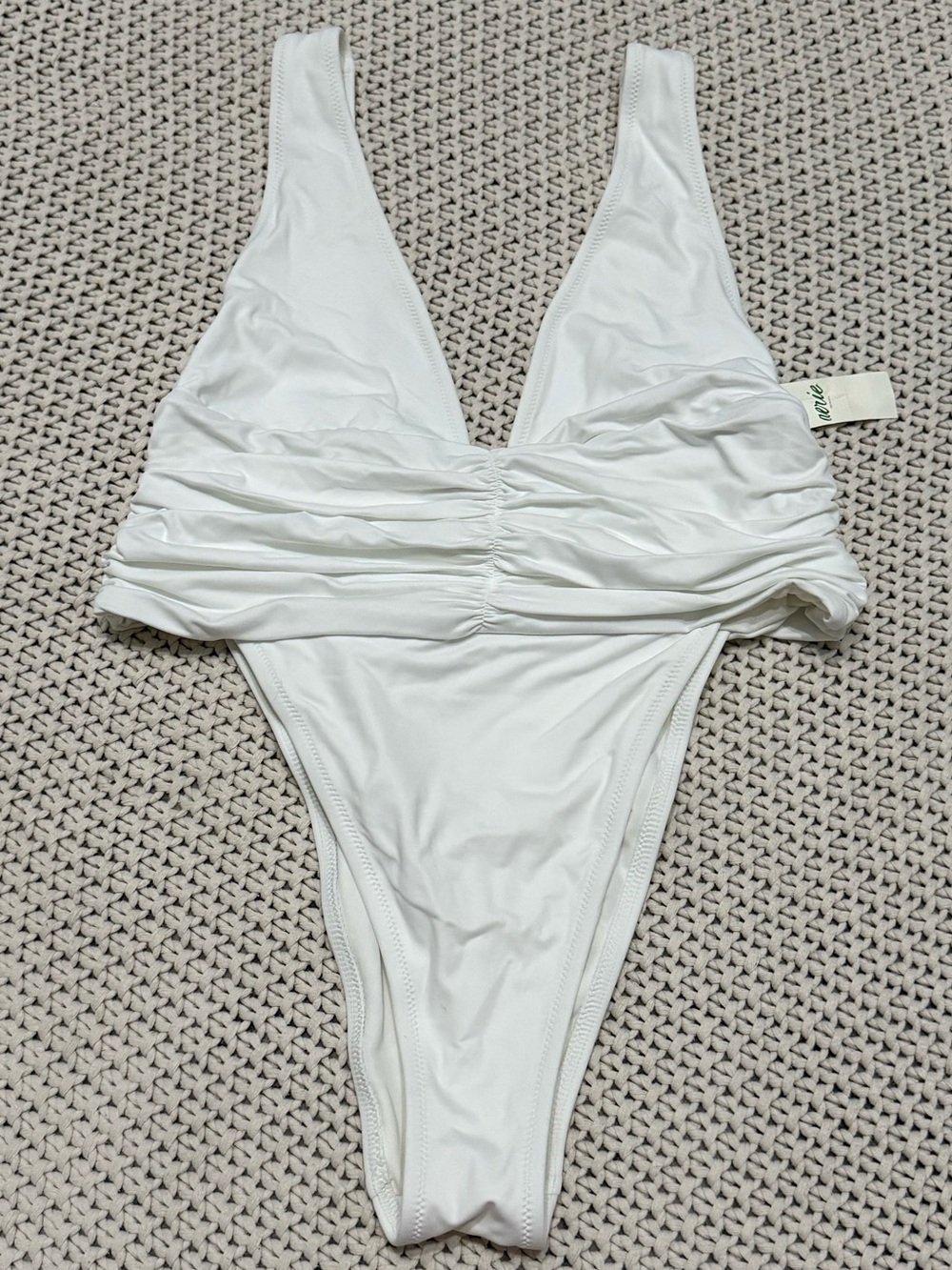 NWT White Deep-V Ruched One-Piece Cheeky Swimsuit - Size Medium